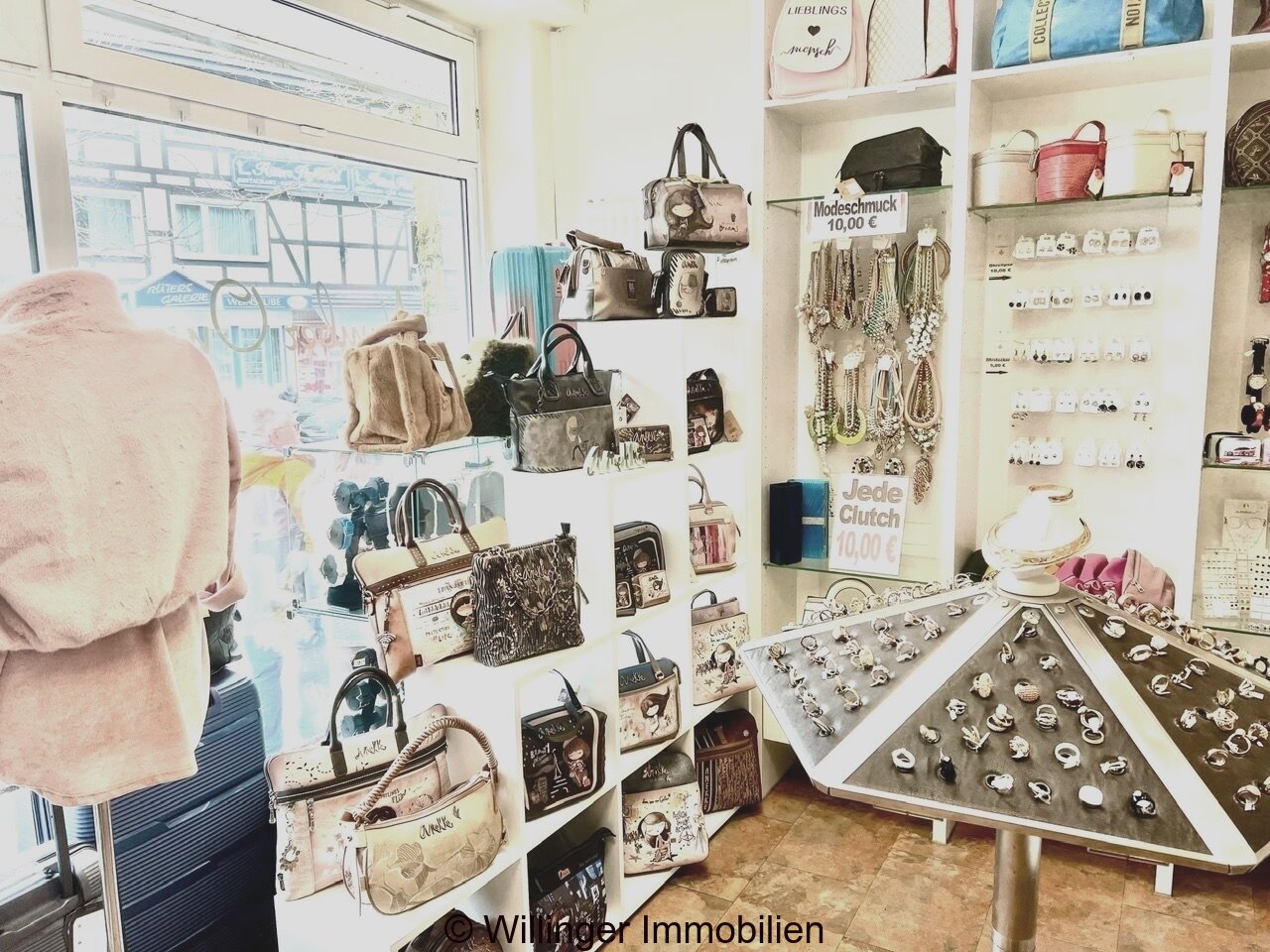 Attraktives Ladenlokal in Willingen – Idealer Standort für Ihren Einzelhandelserfolg