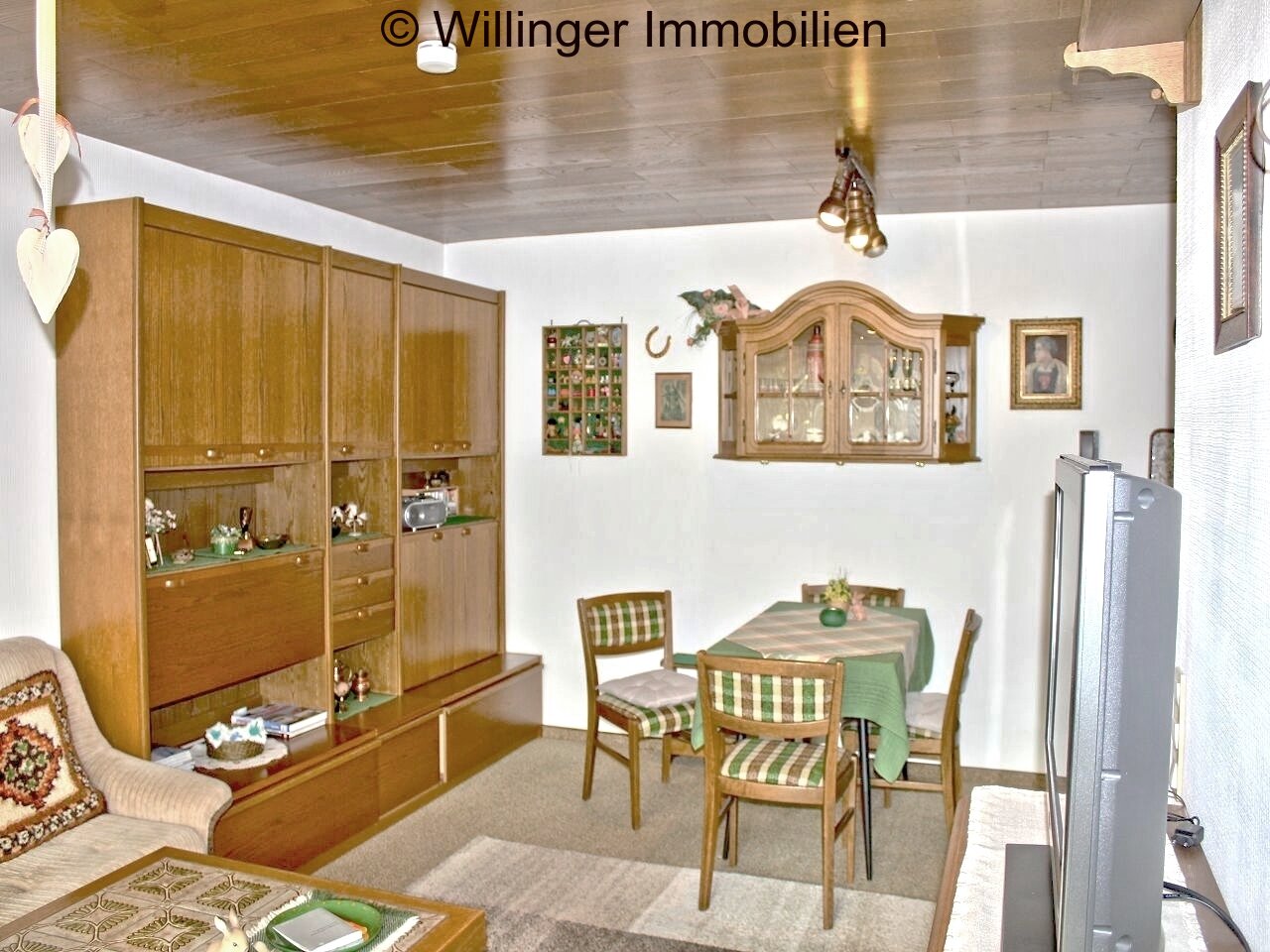 . Wohnzimmer