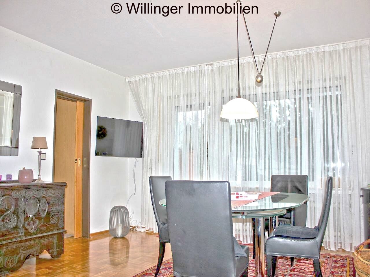 . Wohnzimmer