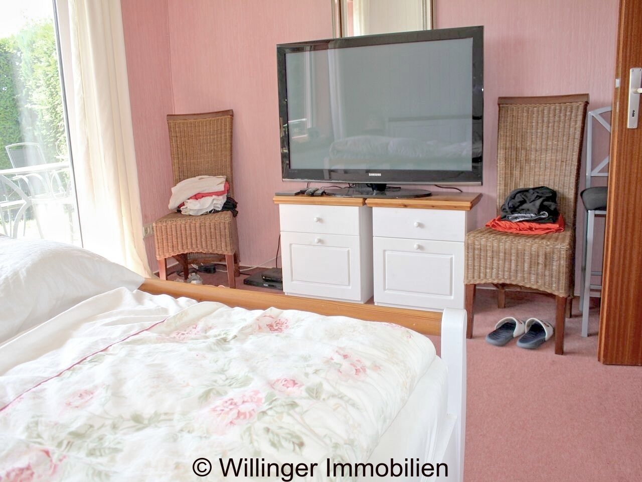 . Schlafzimmer UG