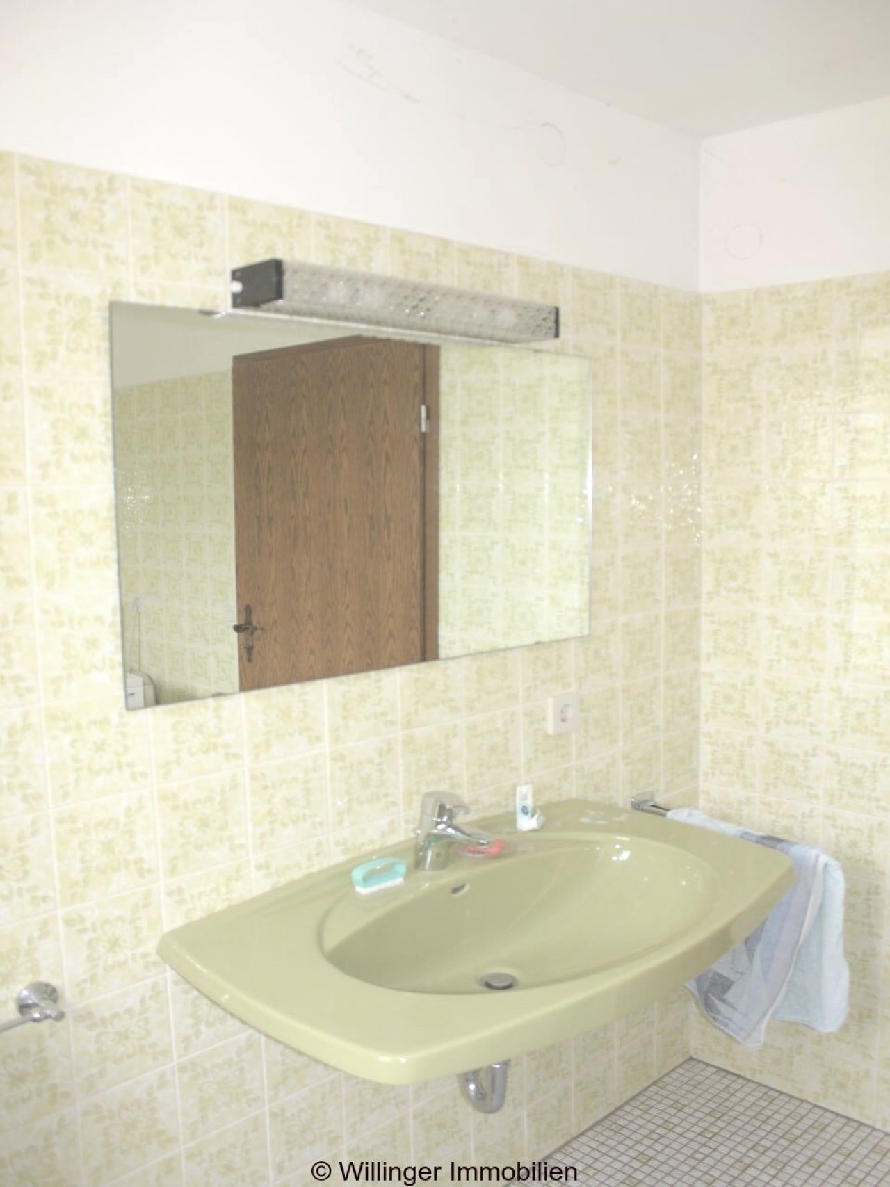 . zweites Badezimmer UG